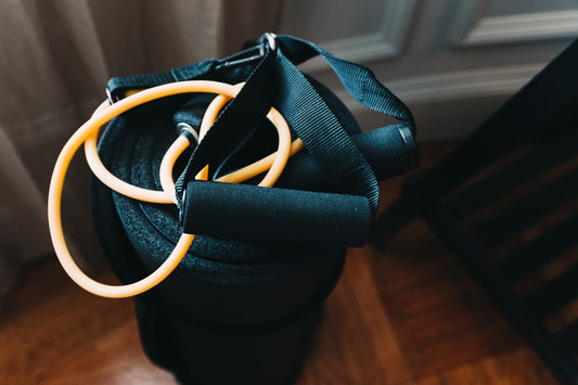 Pretty Spirits What's in My Yoga Bag - Photo by Kelly Sikkema on Unsplash